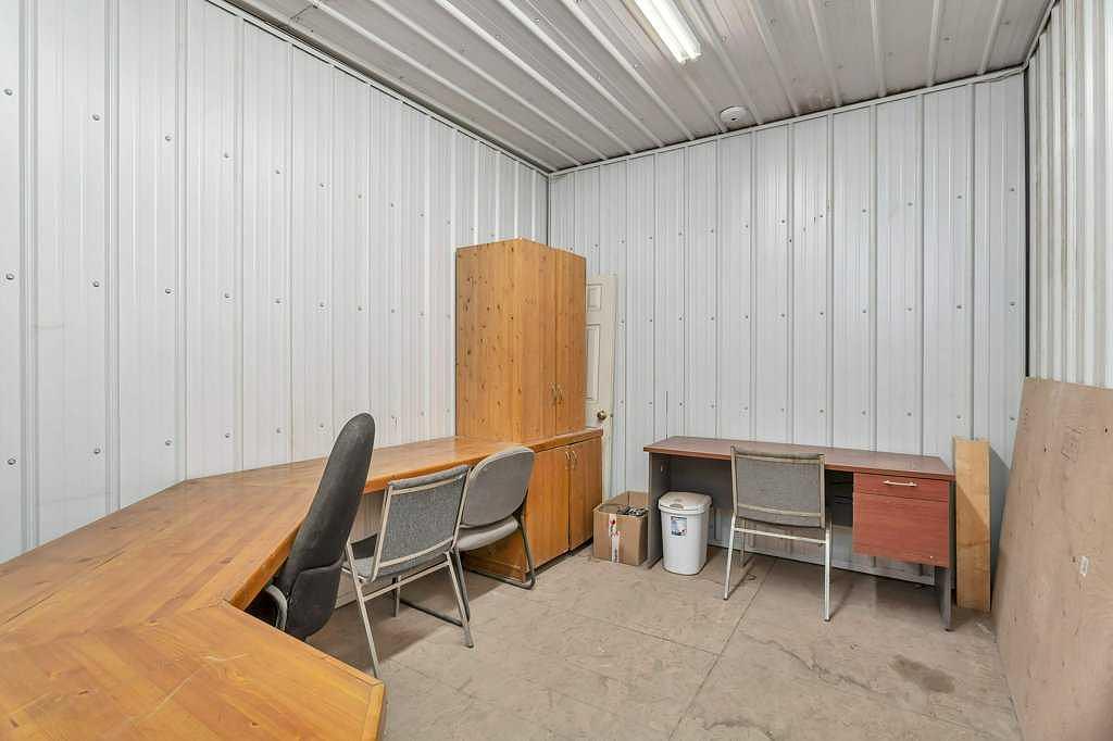 4911 50 Avenue, Eckville, AB