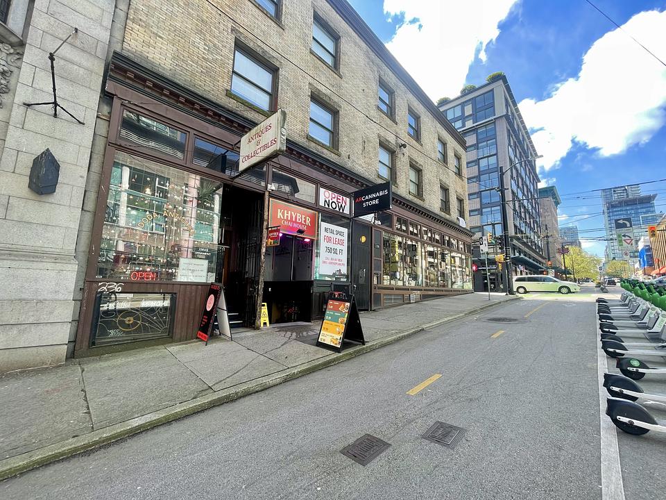 438 Richards Street, Vancouver, BC