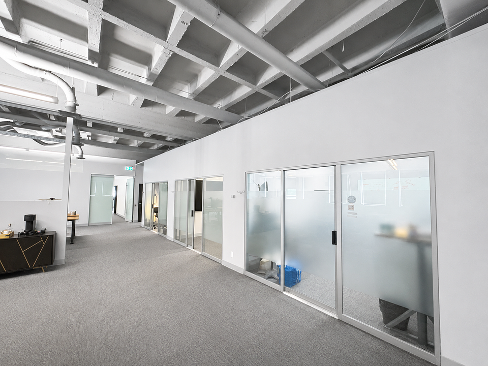 BLDG - 580 Granville Street, Vancouver, BC