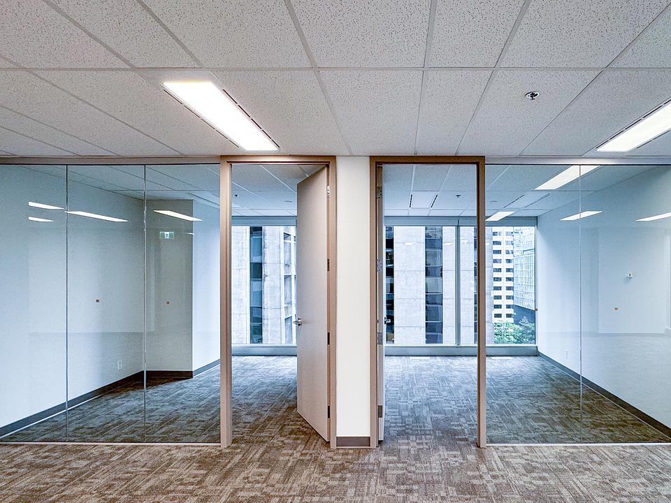 950 - 1055 West Georgia Street, Vancouver, BC
