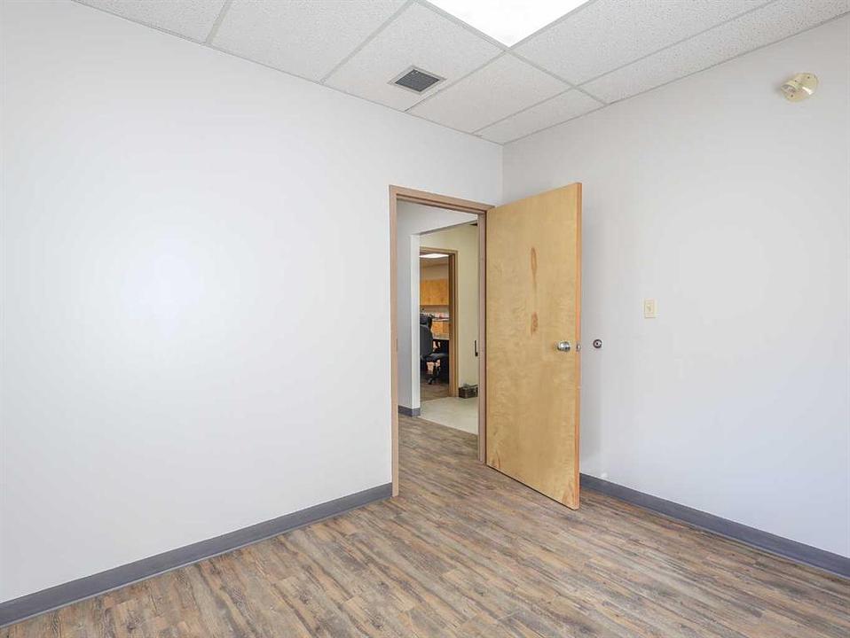5003 47 Street, Stettler, AB