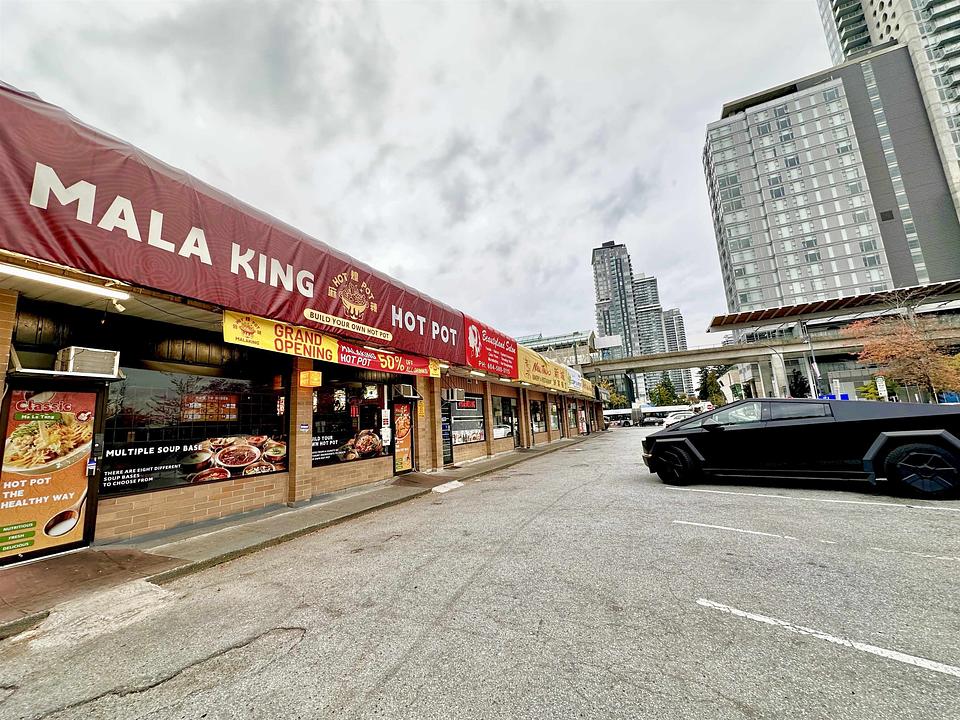 9 - 10302 City Parkway, Surrey, BC