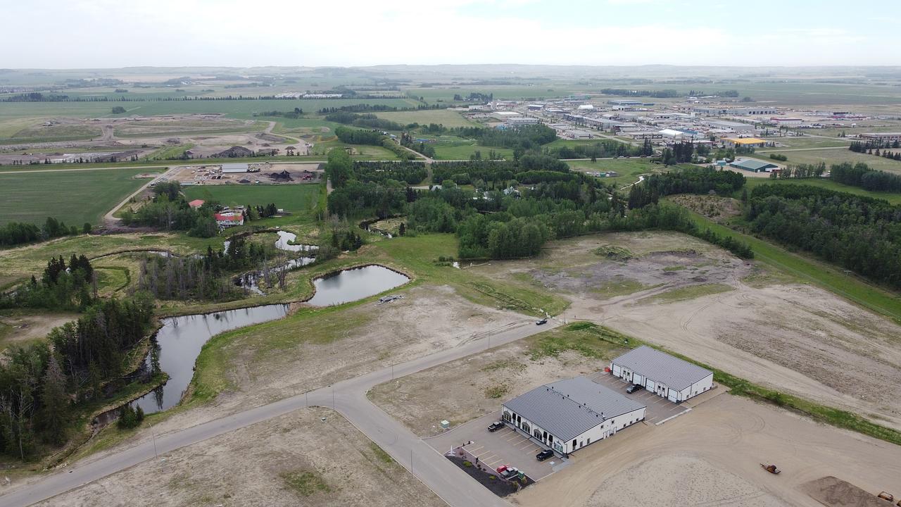 No Municipal Address, Red Deer County, AB