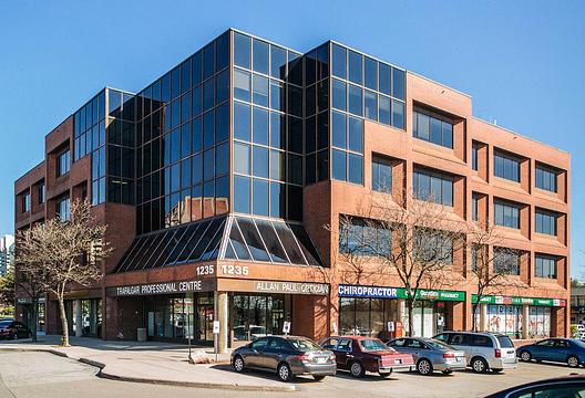 1235 Trafalgar Road, Oakville, ON