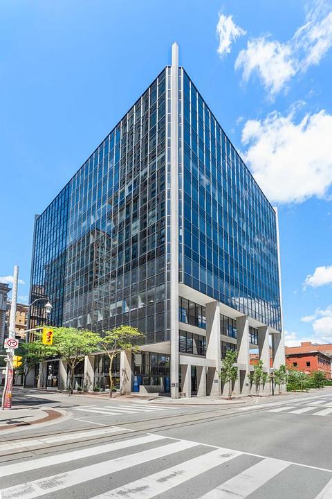 0203 - 26 Wellington Street East, Toronto, ON