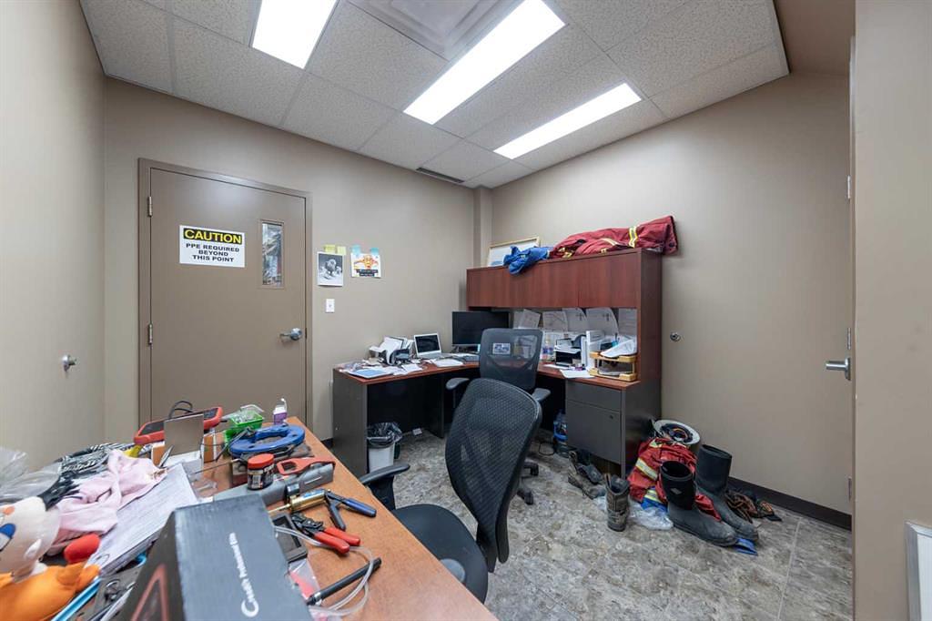 7156 56 Street, Lloydminster, AB