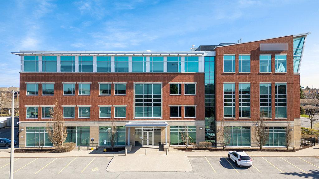 1 Chrysalis Way, Ottawa, ON