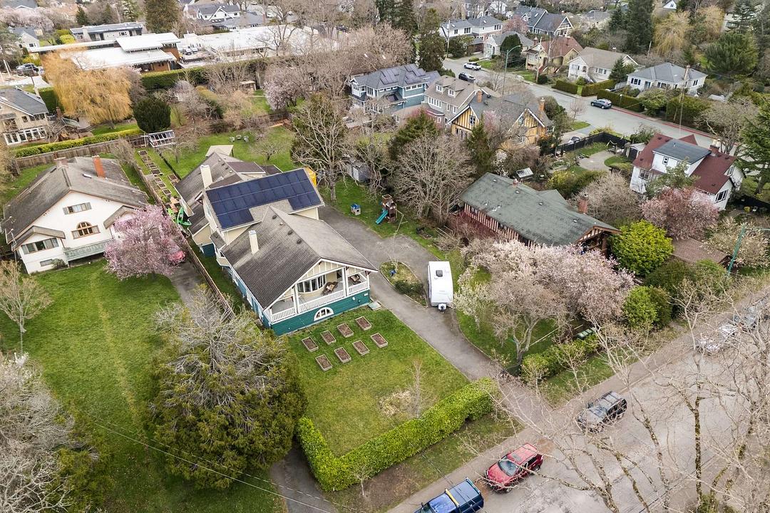 2130 Central Avenue, Victoria, BC