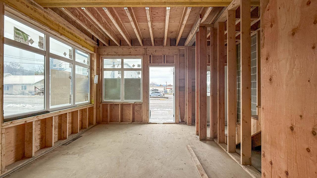 704 Cliff Avenue, Enderby, BC
