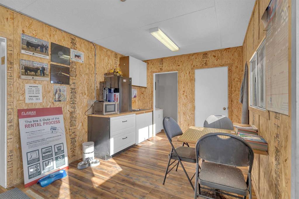 6606 42 Avenue, Ponoka, AB