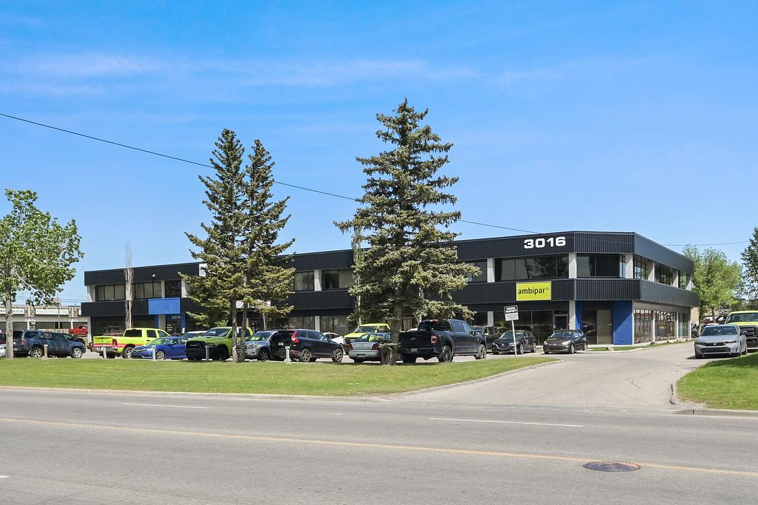 220 - 3016 19 Street Northeast, Calgary, AB