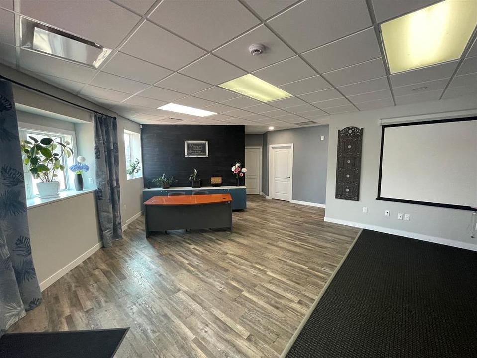 4803 50 Avenue, Camrose, AB