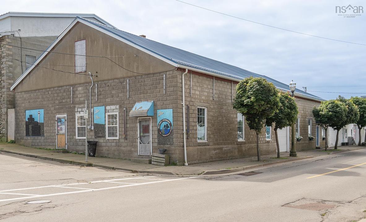 1 Central Street, Yarmouth, NS
