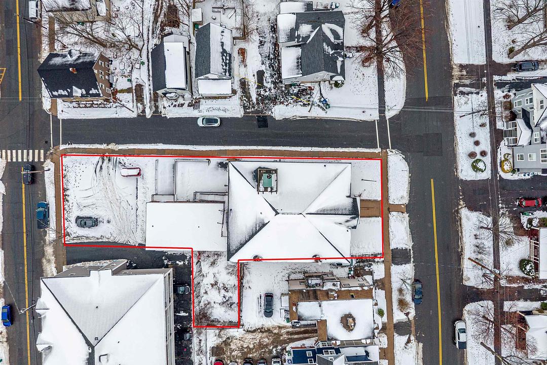 240 King Street, Windsor, NS