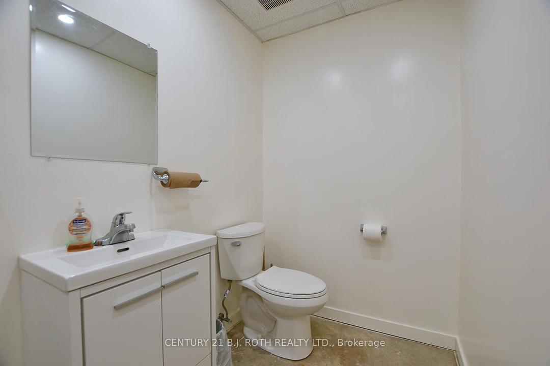 240 9th Avenue East, Owen Sound, ON