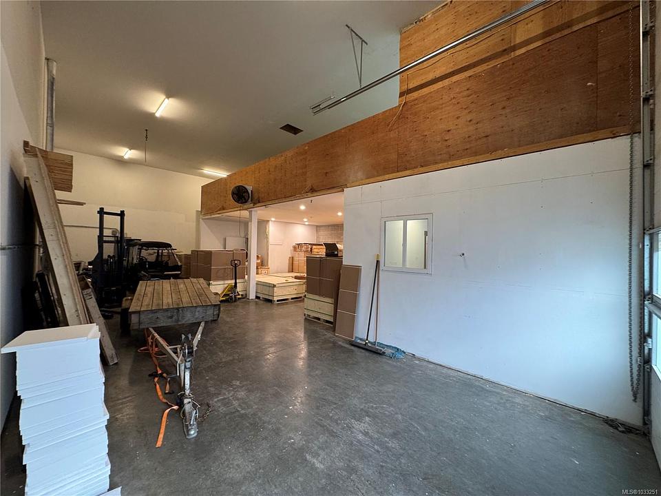 #35105 - 700 Shawnigan Lake Road, Malahat, BC