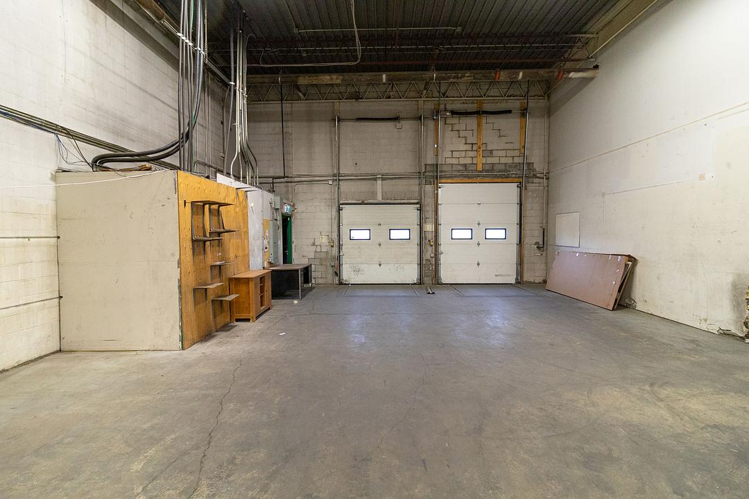 7026 30 Street Southeast, Calgary, AB
