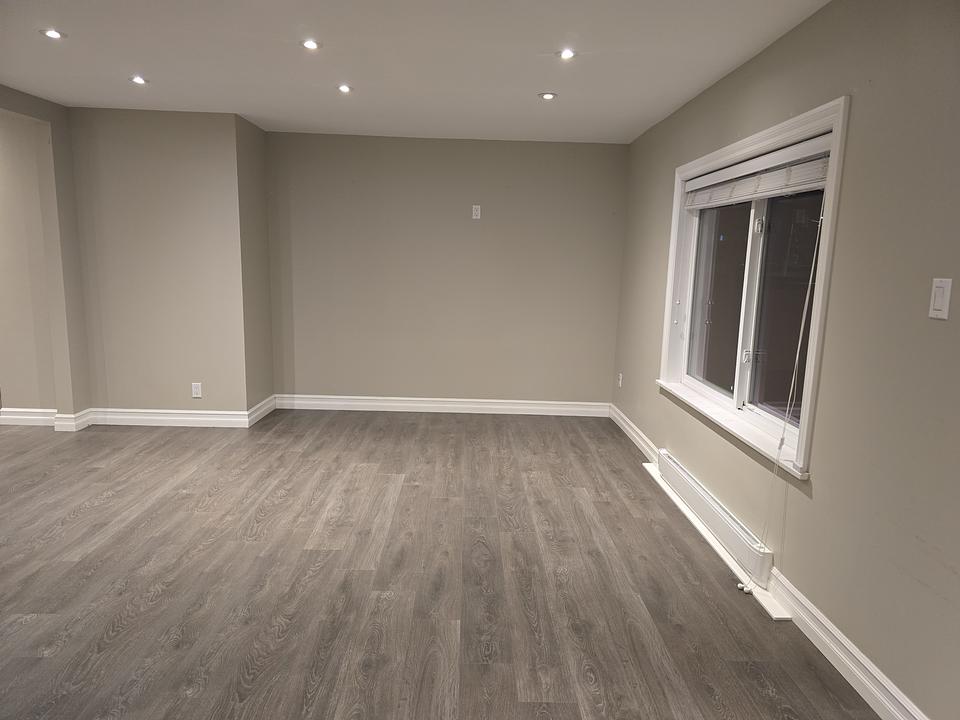 22504 Lougheed Highway, Maple Ridge, BC