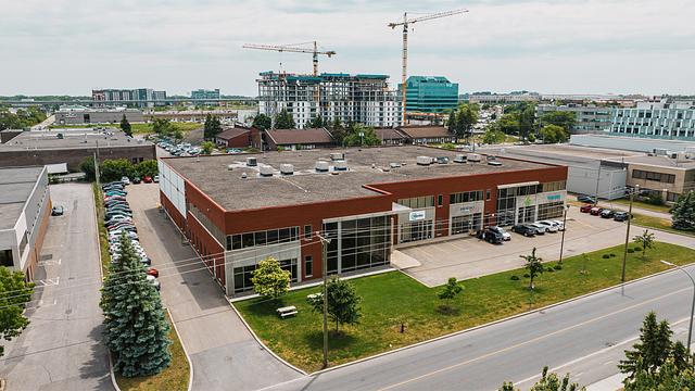 290 Avenue Labrosse, Pointe-Claire, QC