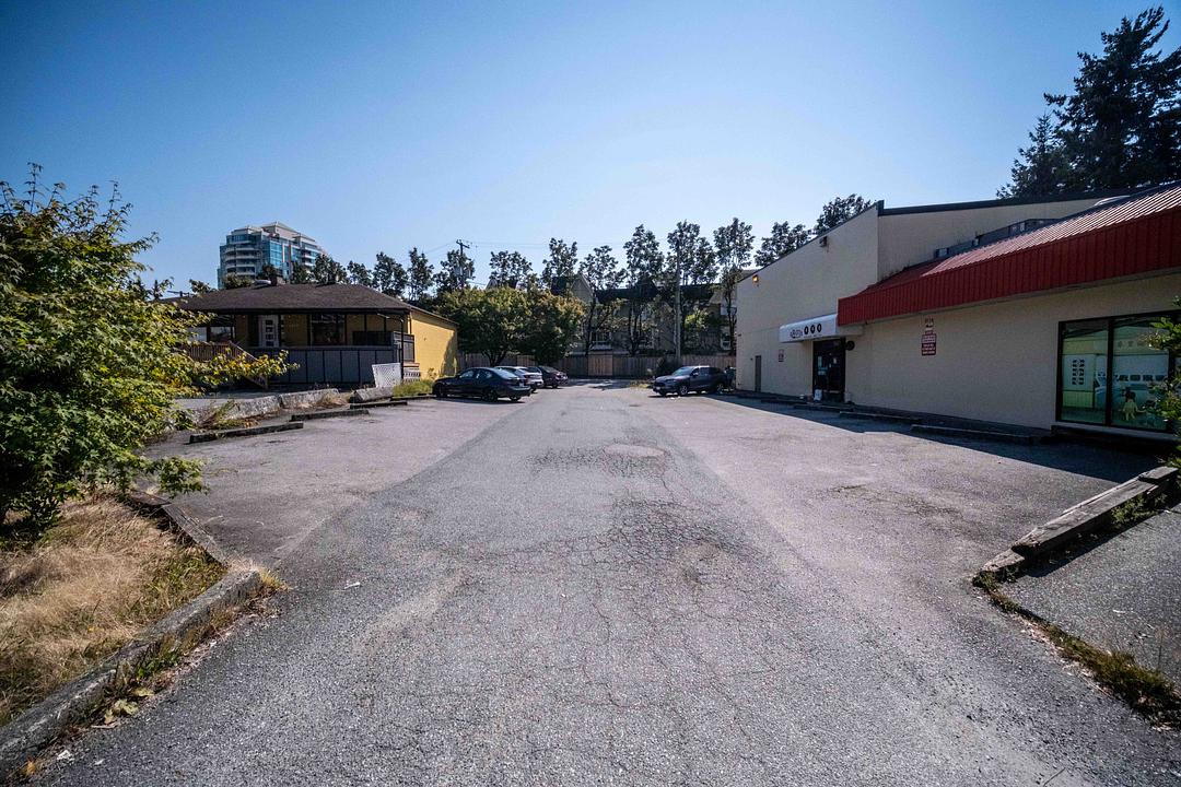 6462 Kingsway, Burnaby, BC