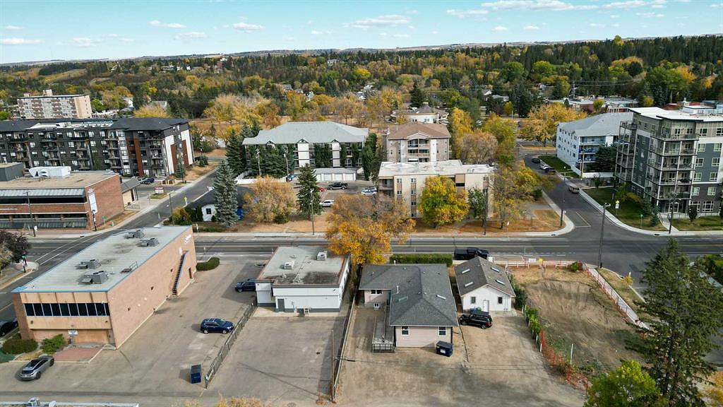 4610 48 Avenue, Red Deer, AB