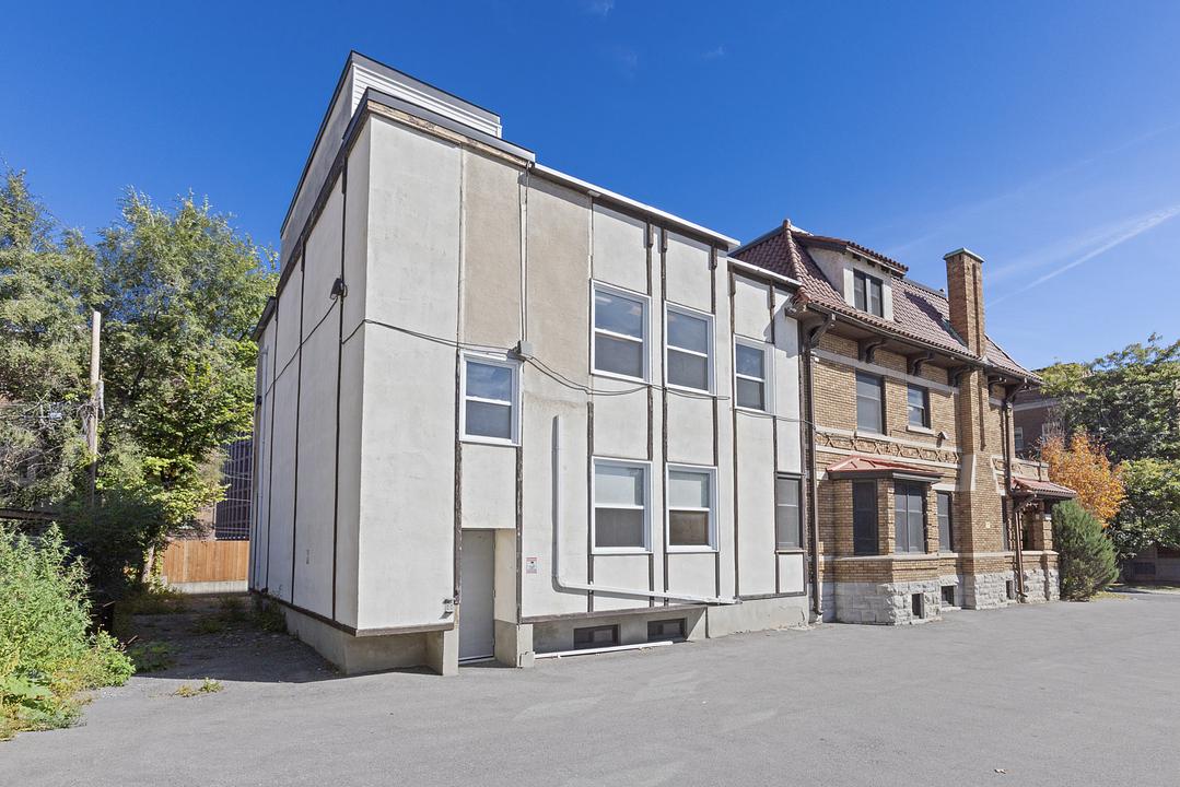 307 Gilmour St, Ottawa, ON