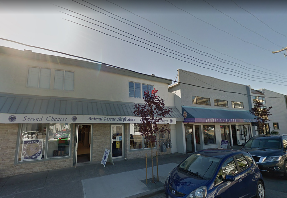 202 - 9780 Second Street, Sidney, BC