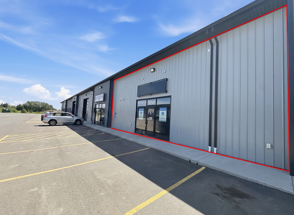 105 - 245 Canal Avenue, Strathmore, AB