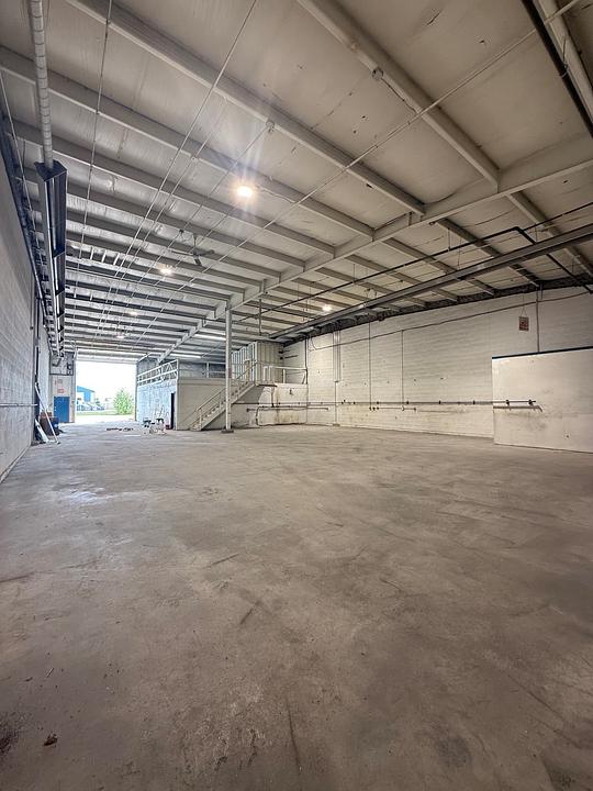 170 - 8319 Chiles Industrial Avenue, Red Deer, AB