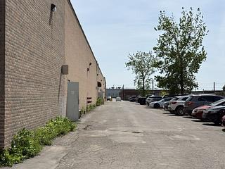 345 Montée de Liesse, Montréal, QC