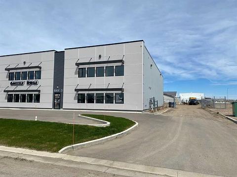 1010 12 Avenue, Coaldale, AB
