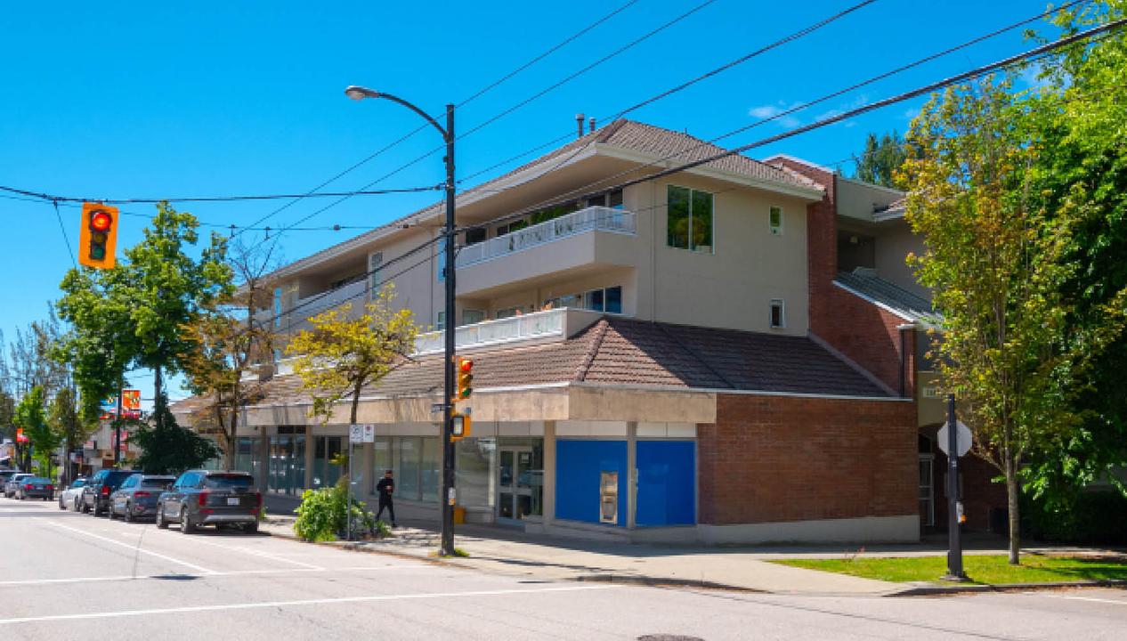 4445 Dunbar Street, Vancouver, BC