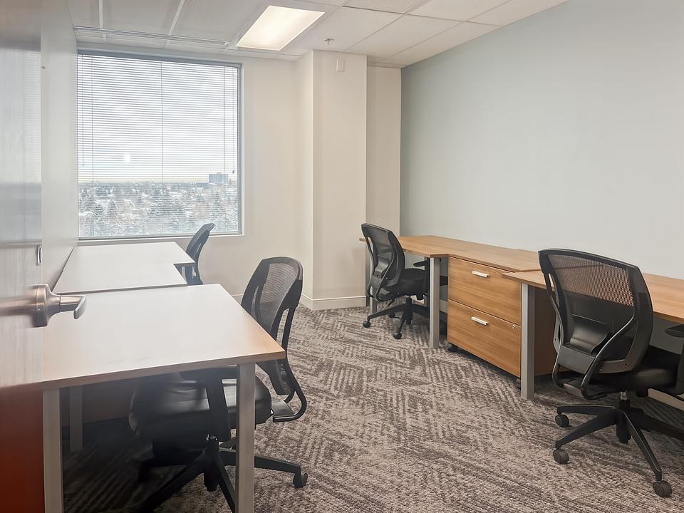 1816 Crowchild Trail Northwest, Calgary, AB