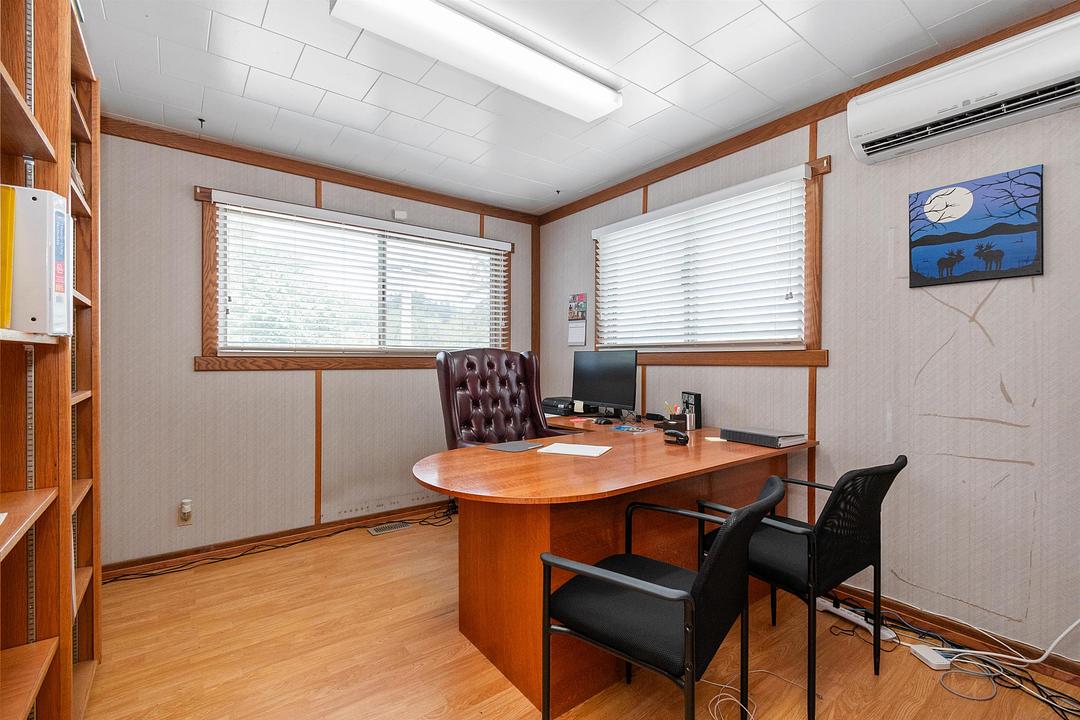 2265 West Railway Street, Abbotsford, BC
