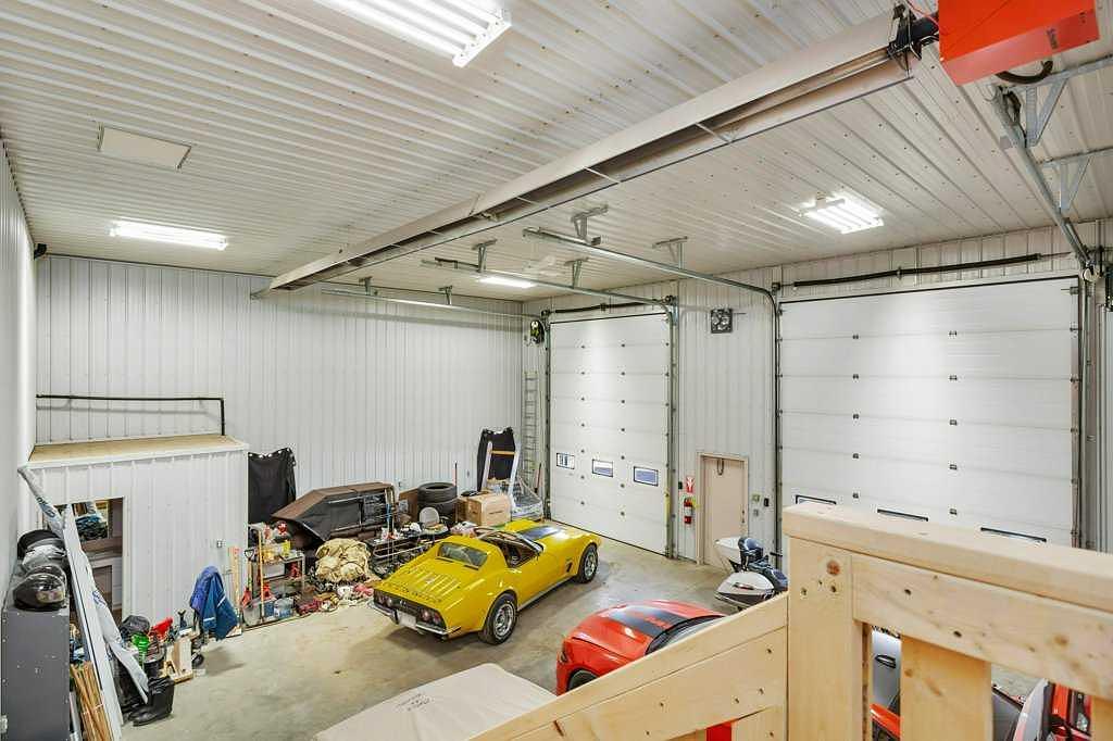 4911 50 Avenue, Eckville, AB
