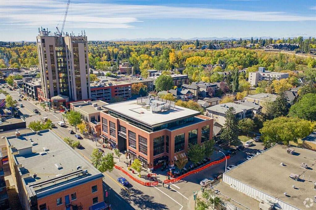 400 - 2207 4 Street Southwest, Calgary, AB