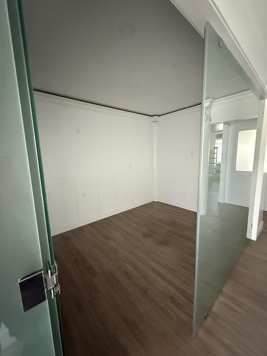 1st floor - 6625 Fraser St, Vancouver, BC
