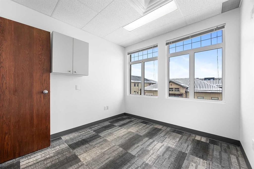 Unit B - 1724 50 Avenue, Lloydminster, AB