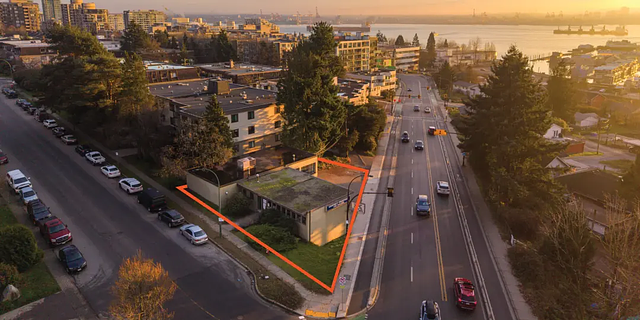 339 West 2nd Street, North Vancouver, BC