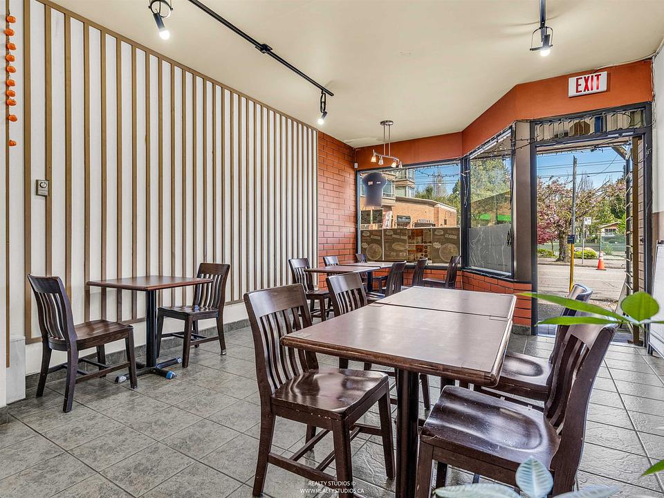 4572 West 10th Avenue, Vancouver, BC