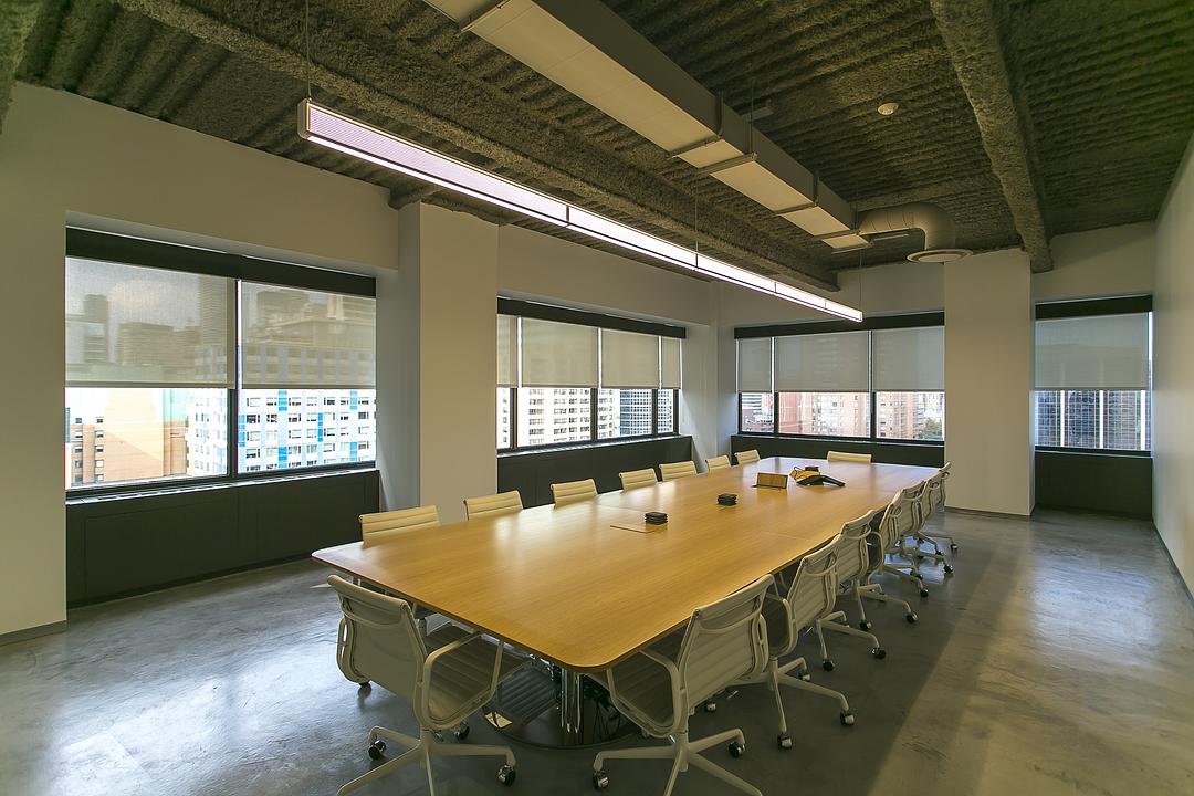 1100 - 180 Dundas Street West, Toronto, ON