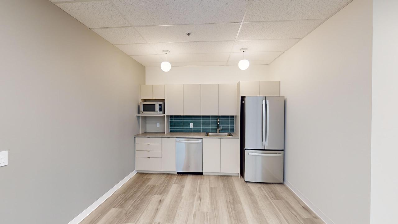 310 - 700-1420 Blair Towers Place, Ottawa, ON
