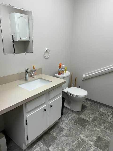 B - 5008 50 Avenue, Vermilion, AB