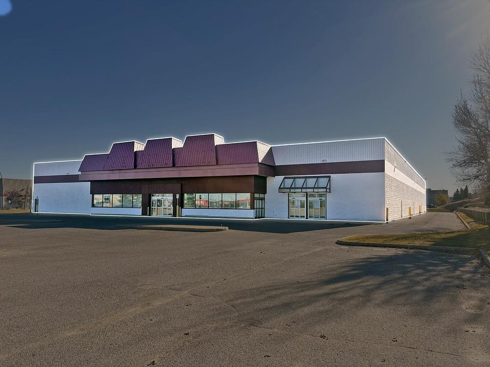 2929 32 Avenue Northeast, Calgary, AB