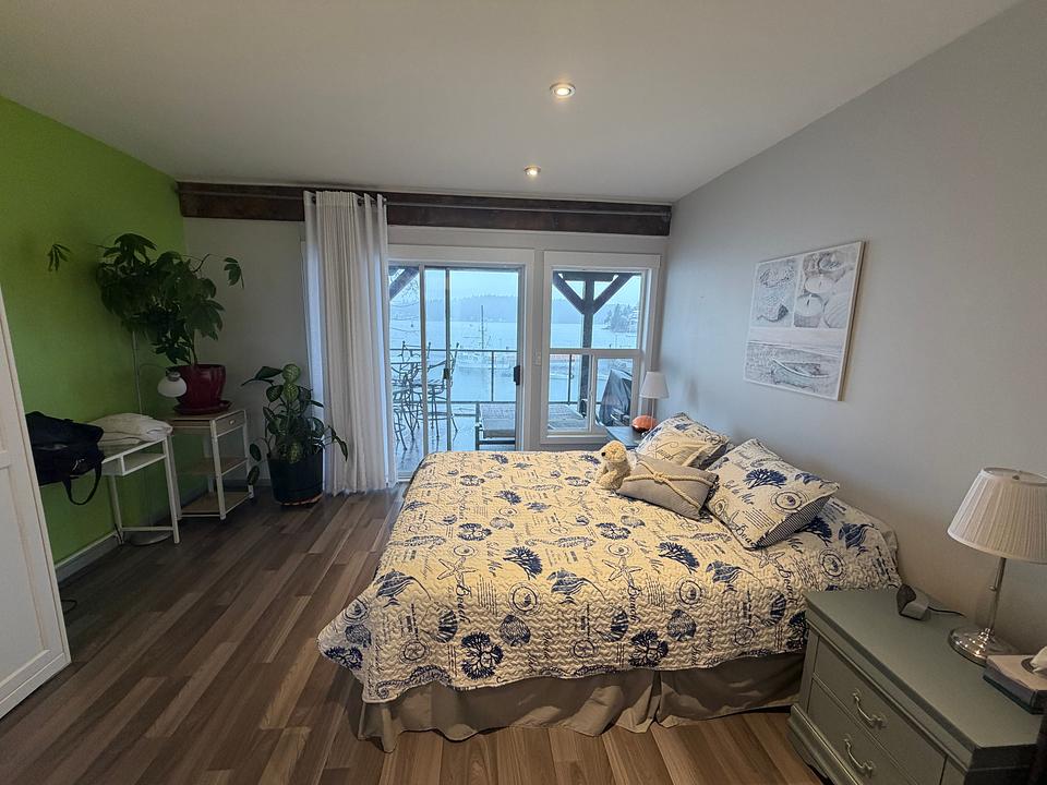 418 Marine Drive, Gibsons, BC