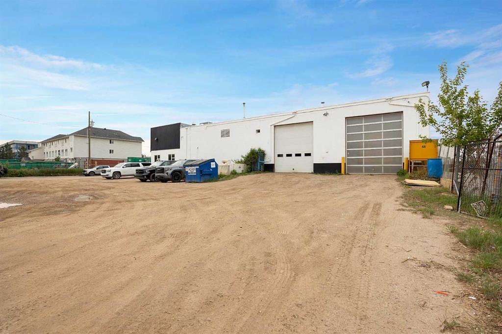 8030 Golosky Avenue, Fort McMurray, AB