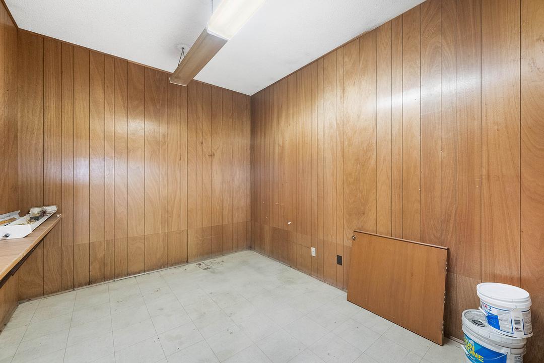 8242 Ontario Street, Vancouver, BC