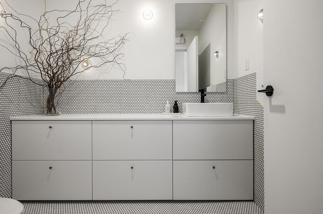 961 East Hastings Street, Vancouver, BC