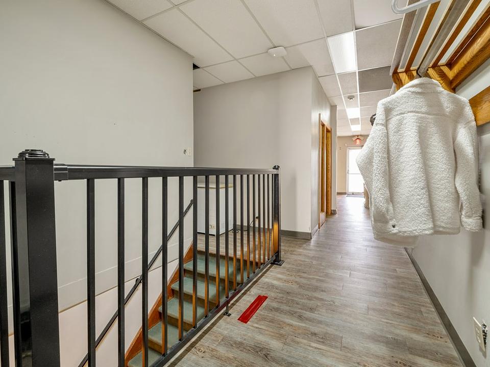 327 10 Street South, Lethbridge, AB