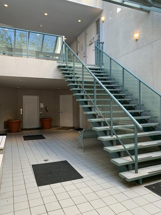 201 - 277 Mountain Highway, North Vancouver, BC